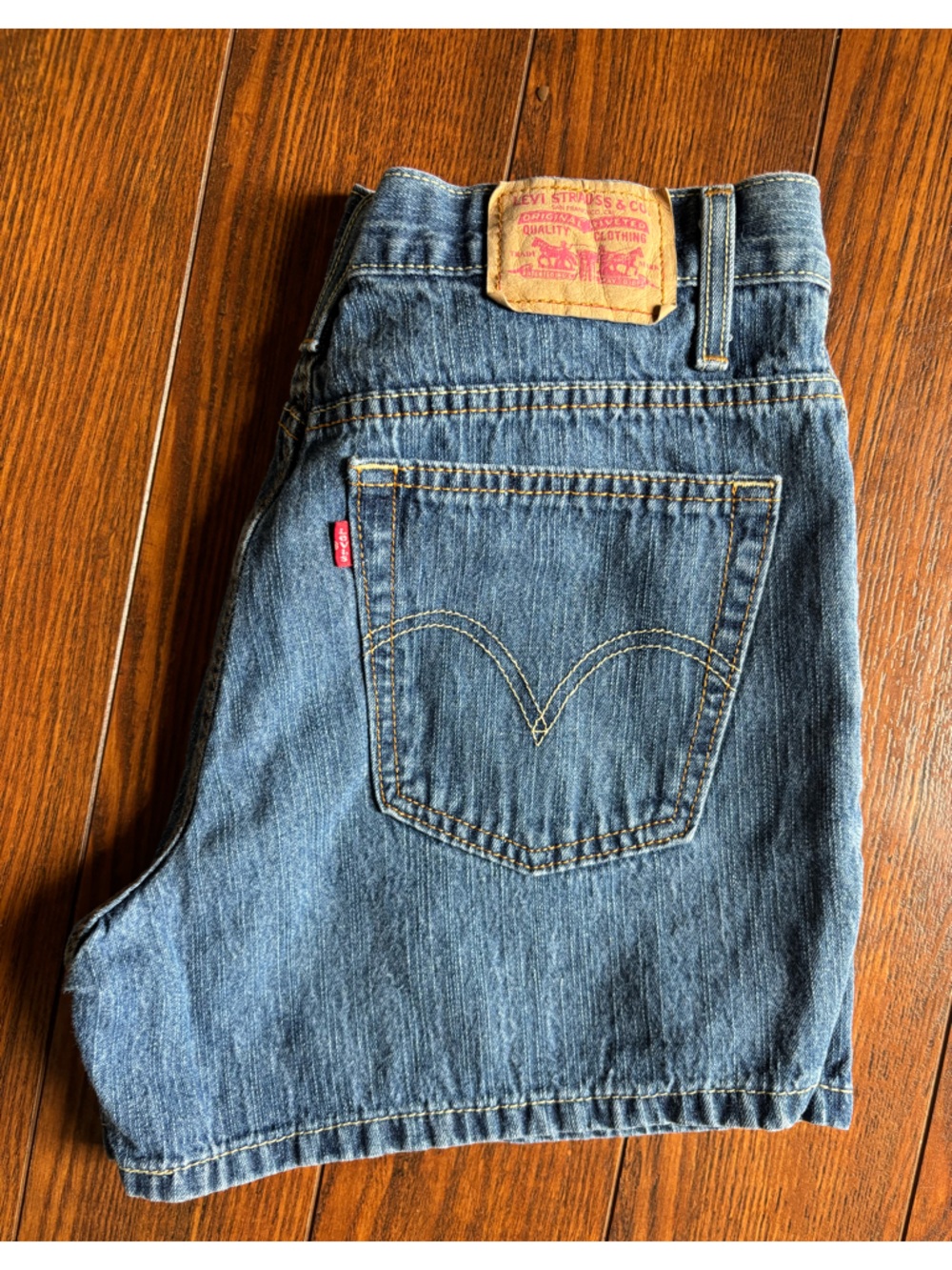 Levi's women’s Jean short 13